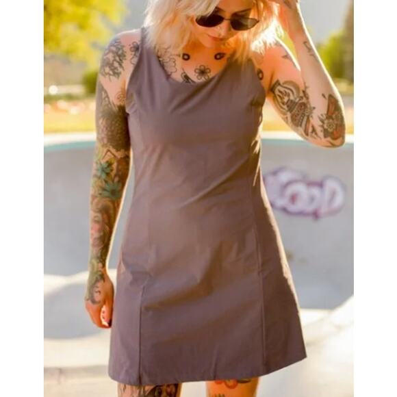 Youer Women's Mirage Dress Athetic Mini Tank Zipper Built in Shorts Gray NEW XS - Picture 10 of 10
